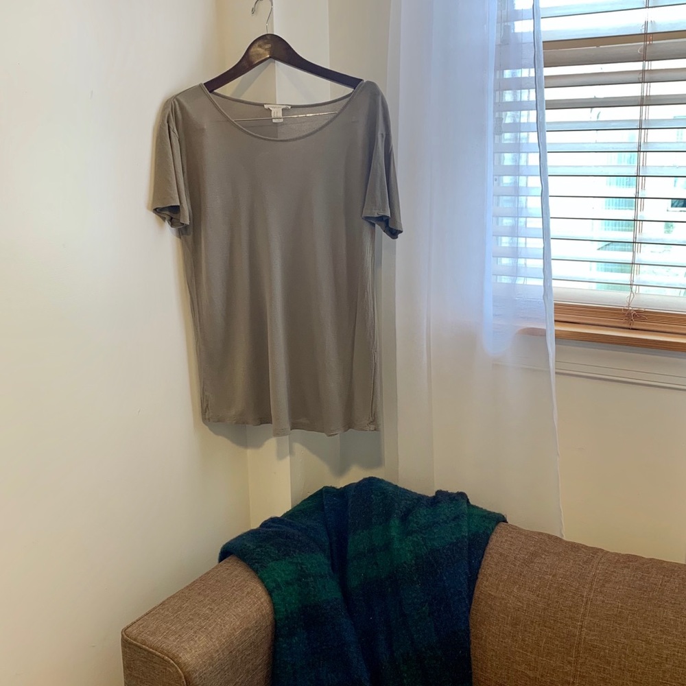 V neck short sleeve bundle CLICK TO SEE ALL PICS